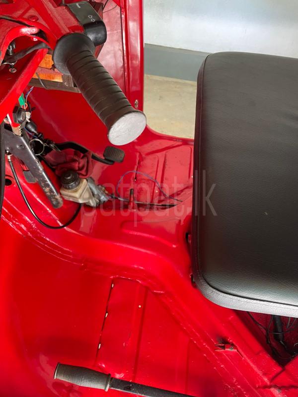 Bajaj 2 stroke 1999 - பயன்படுத்தப்பட்டது முச்சக்கர வண்டி sale in Sri Lanka - patpat.lk
