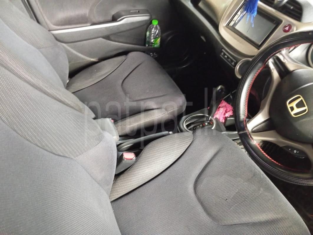 Honda Fit 2015 - භාවිතා කරන ලද කාර් sale in Sri Lanka - patpat.lk