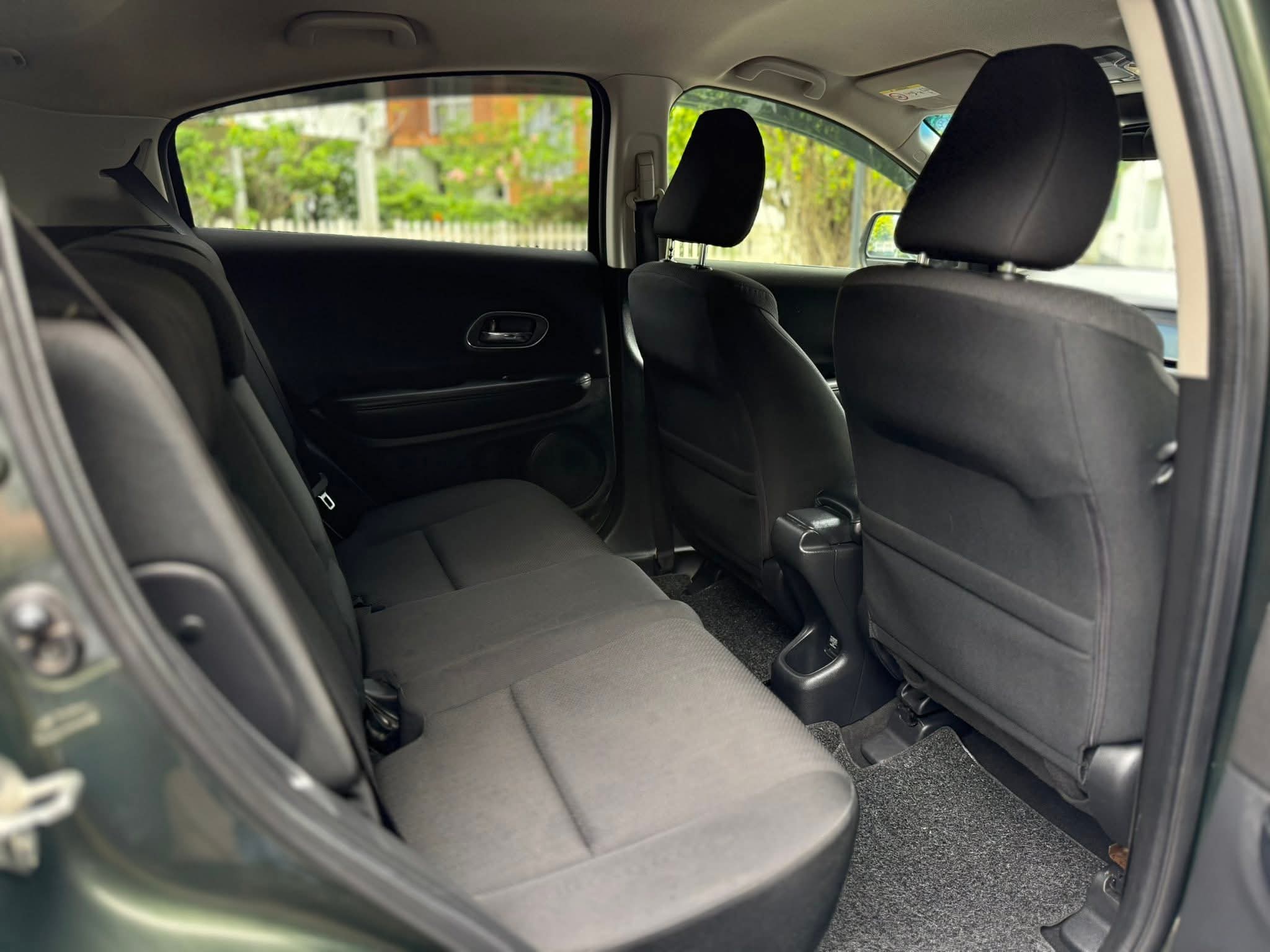 Honda Vezel 2014 - பயன்படுத்தப்பட்டது SUV sale in Sri Lanka - patpat.lk