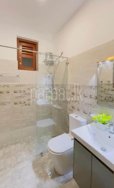 House for Sale in Athurugiriya