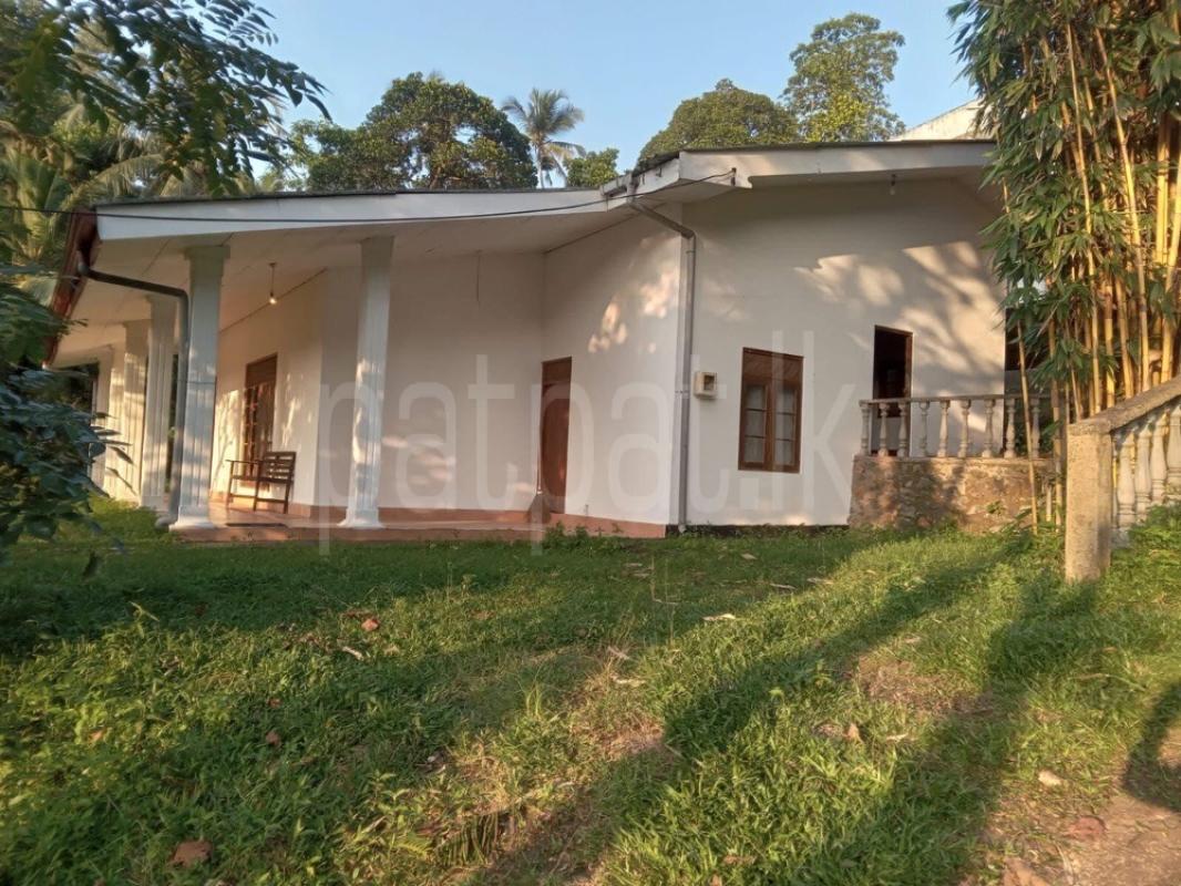 House for Sale in Galle ads-image-1