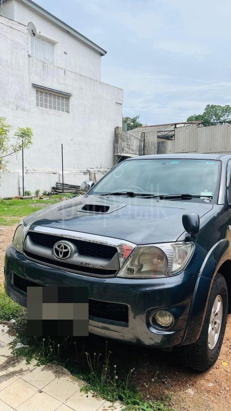 Toyota Hilux 2009 - பயன்படுத்தப்பட்டது சரக்கு போக்குவரத்து sale in Sri Lanka - patpat.lk
