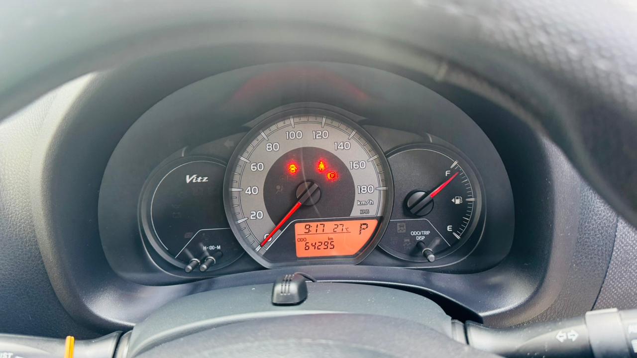 Toyota Vitz 2016 - Used Car sale in Sri Lanka - patpat.lk