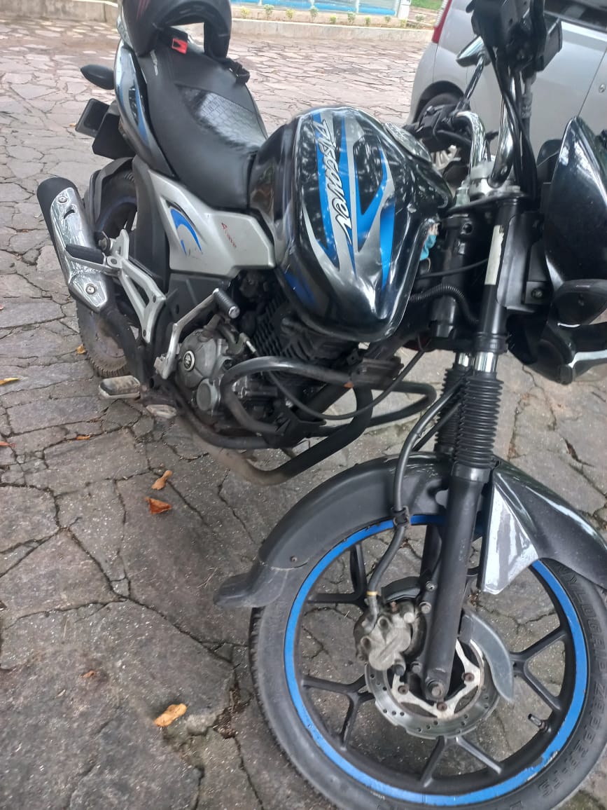Bajaj Discover 2012 - பயன்படுத்தப்பட்டது பைக் sale in Sri Lanka - patpat.lk