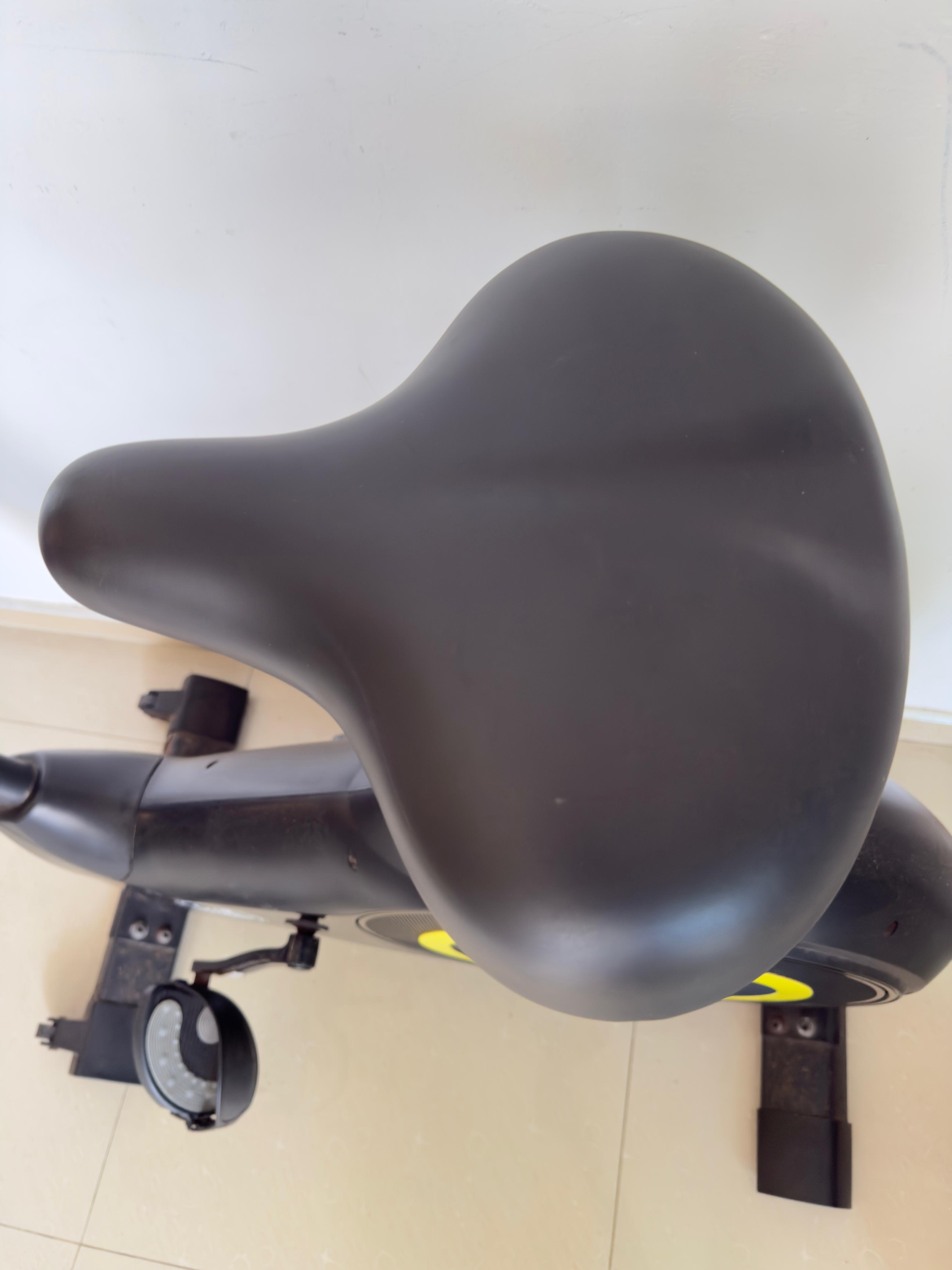 Indoor Exercise Bike / Spin Bike for Sale – Fully Working, Screen Not Working
