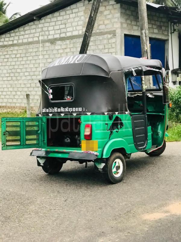Bajaj 4 stroke 2009 - பயன்படுத்தப்பட்டது முச்சக்கர வண்டி sale in Sri Lanka - patpat.lk