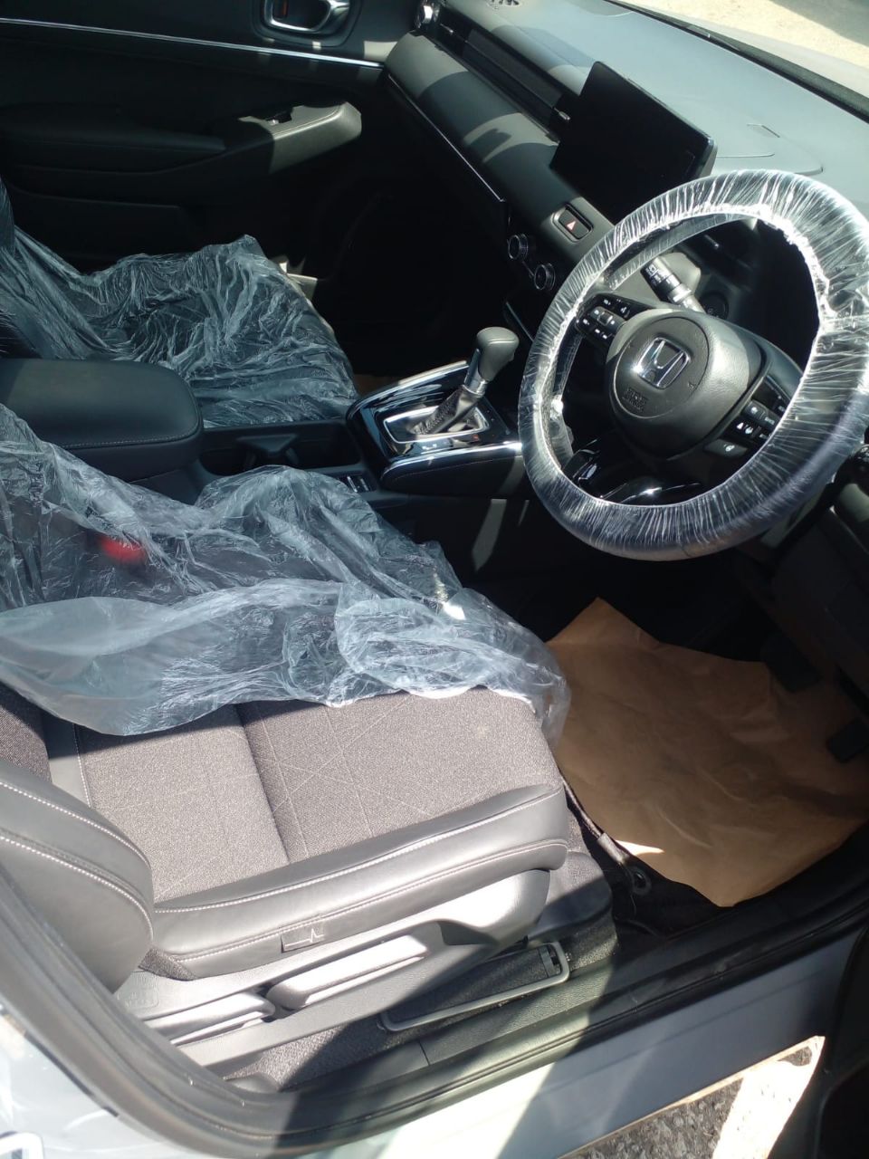 Honda Vezel 2025 - Reconditioned SUV sale in Sri Lanka - patpat.lk