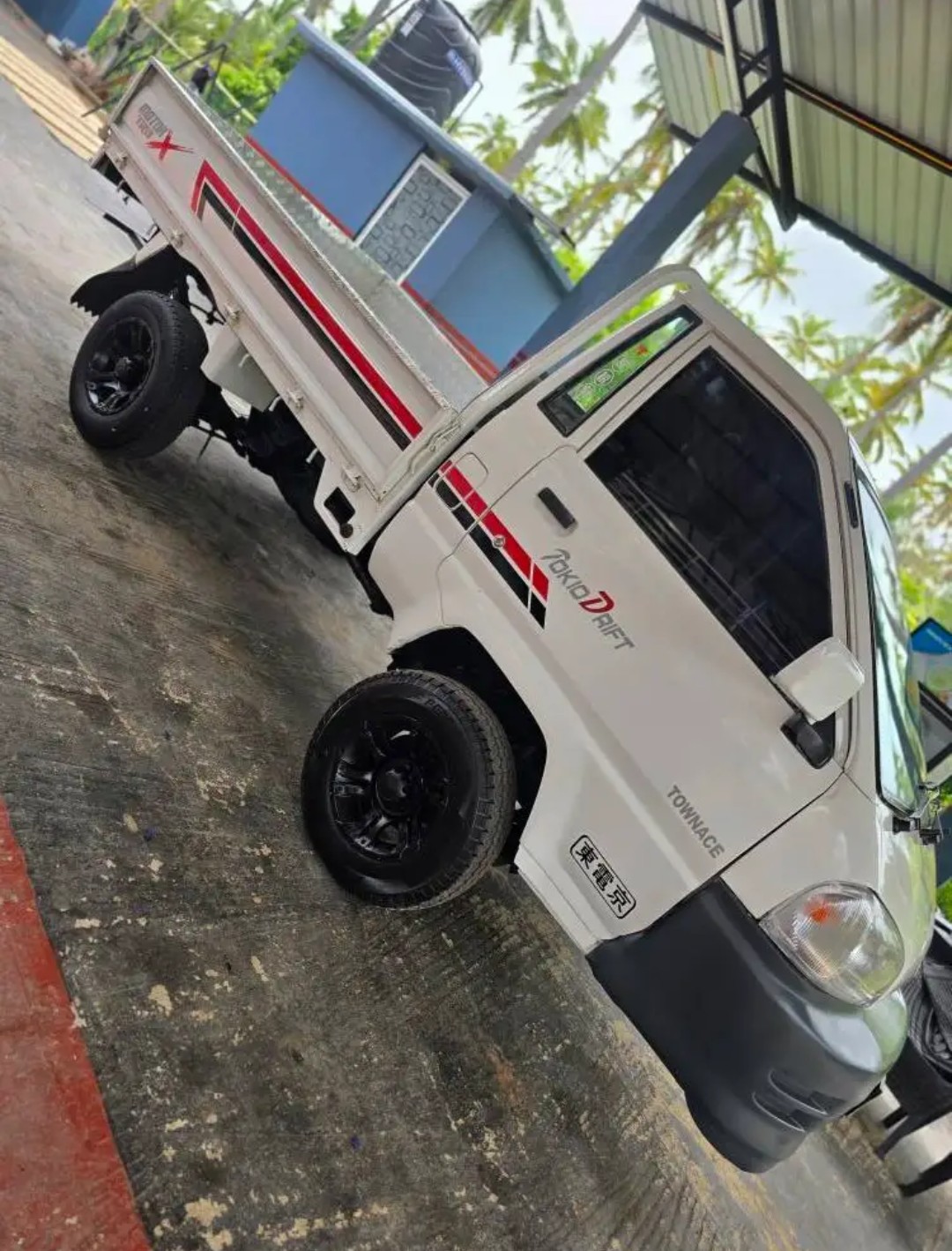 Toyota TownAce 2003 - பயன்படுத்தப்பட்டது டிரக் sale in Sri Lanka - patpat.lk