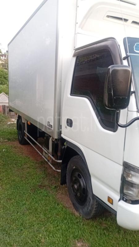 Advertisement image 3