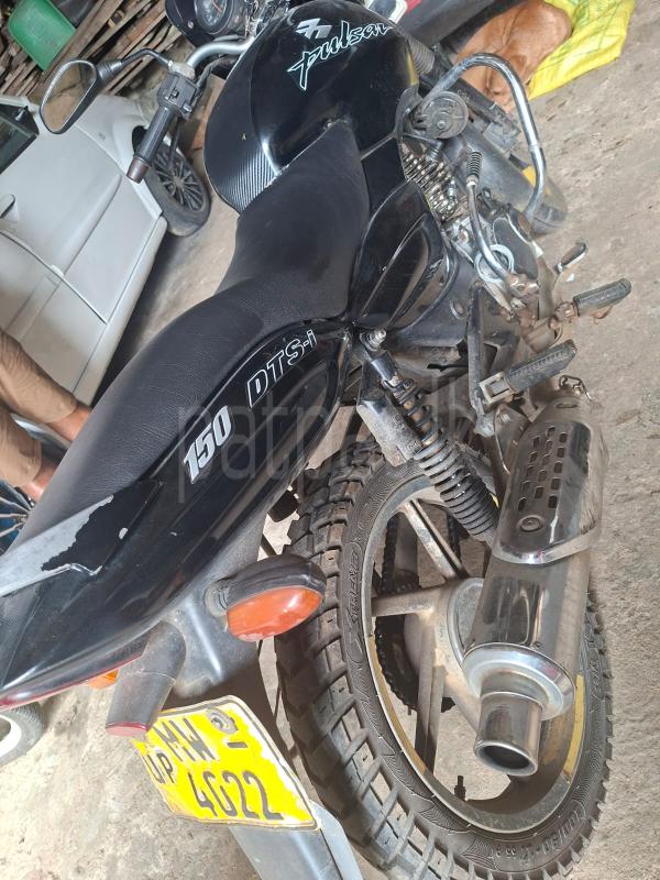 Bajaj Pulsar 2006 - பயன்படுத்தப்பட்டது பைக் sale in Sri Lanka - patpat.lk