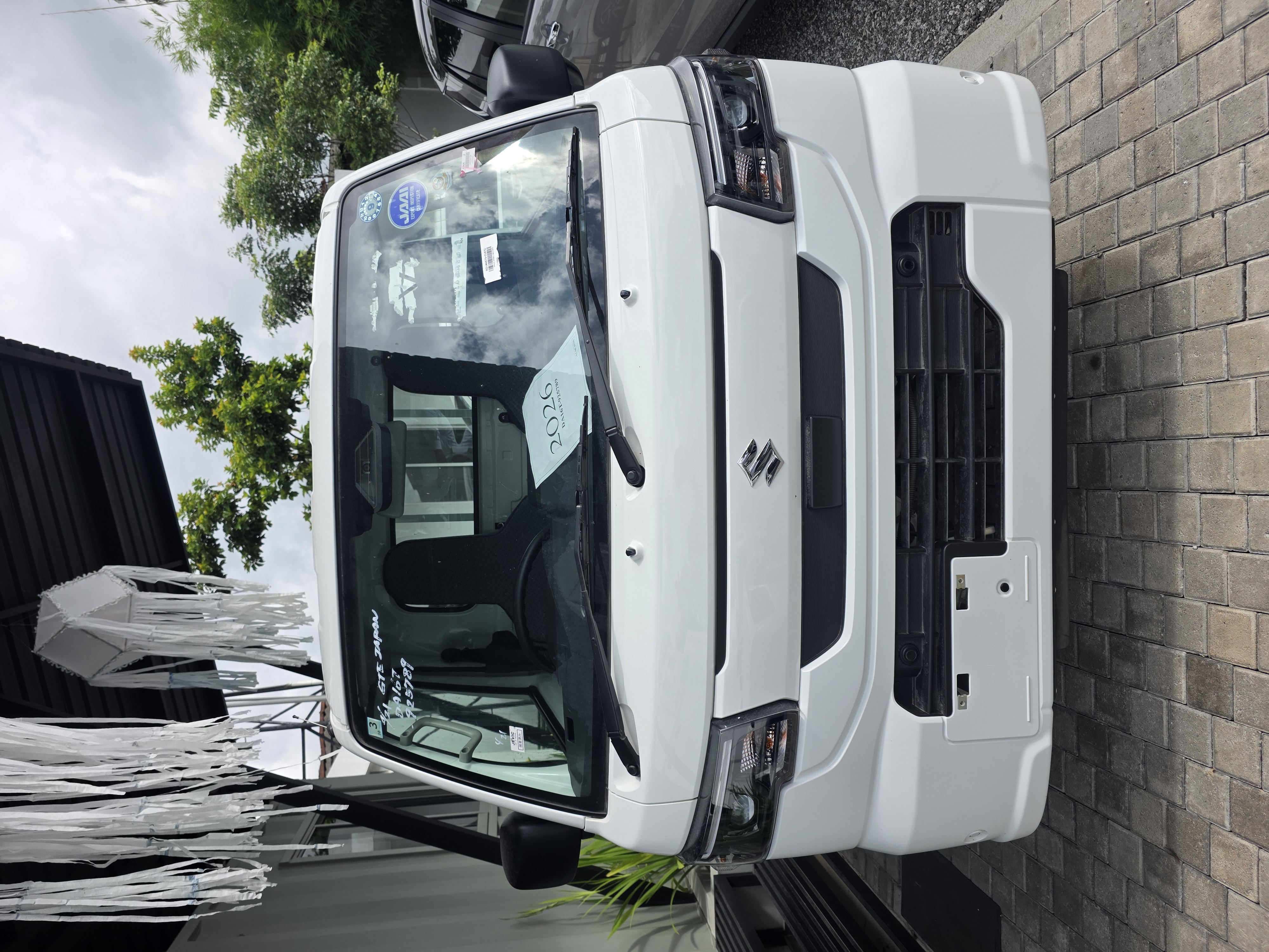 ads-image-1
