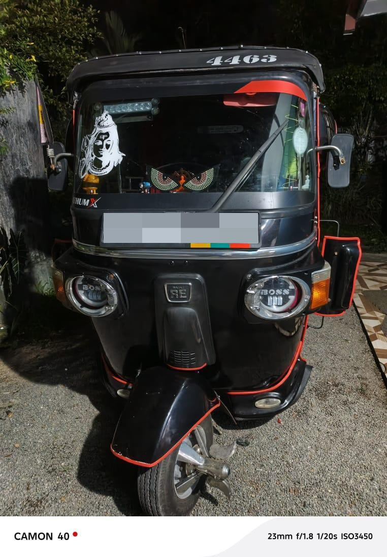 Bajaj Three Wheel 2012 - பயன்படுத்தப்பட்டது முச்சக்கர வண்டி sale in Sri Lanka - patpat.lk