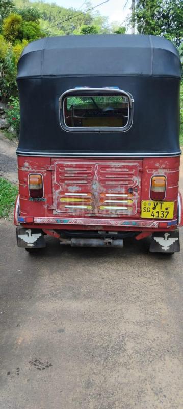 Bajaj Three Wheel 2011 - භාවිතා කරන ලද ත්‍රිරෝද රථය sale in Sri Lanka - patpat.lk