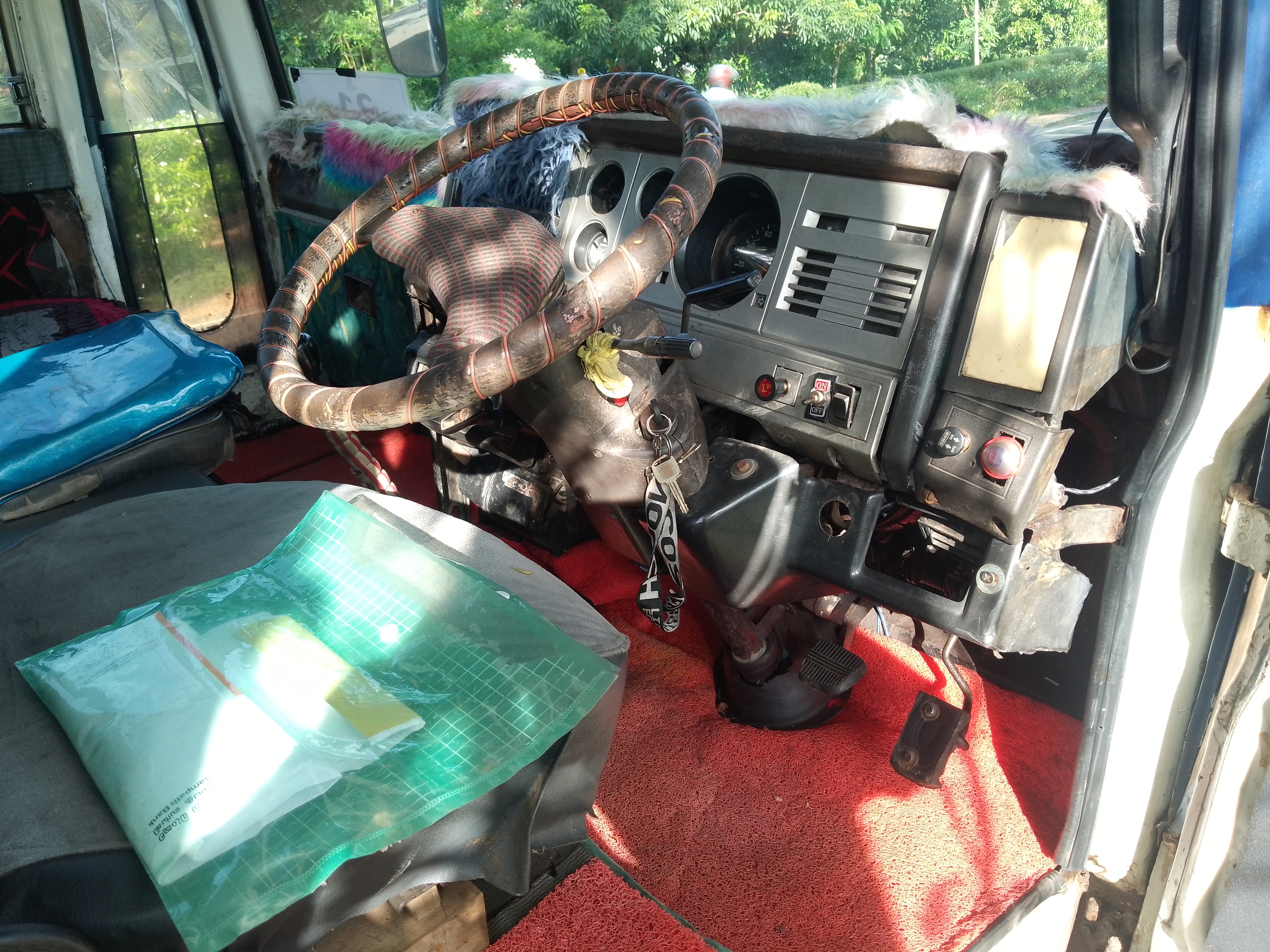 Nissan Civilian 1986 - பயன்படுத்தப்பட்டது பஸ் sale in Sri Lanka - patpat.lk