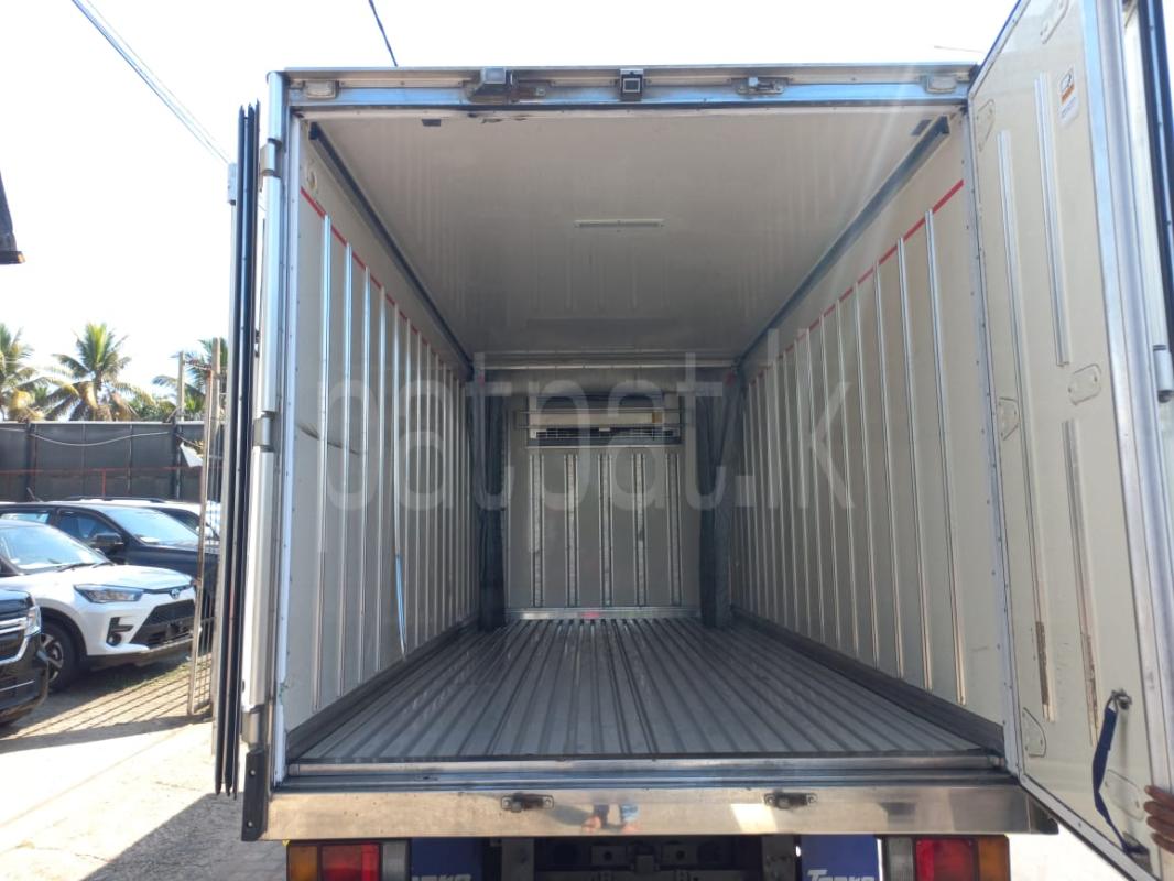 Isuzu Freezer 2019 - மறுசீரமைக்கப்பட்டது டிரக் sale in Sri Lanka - patpat.lk