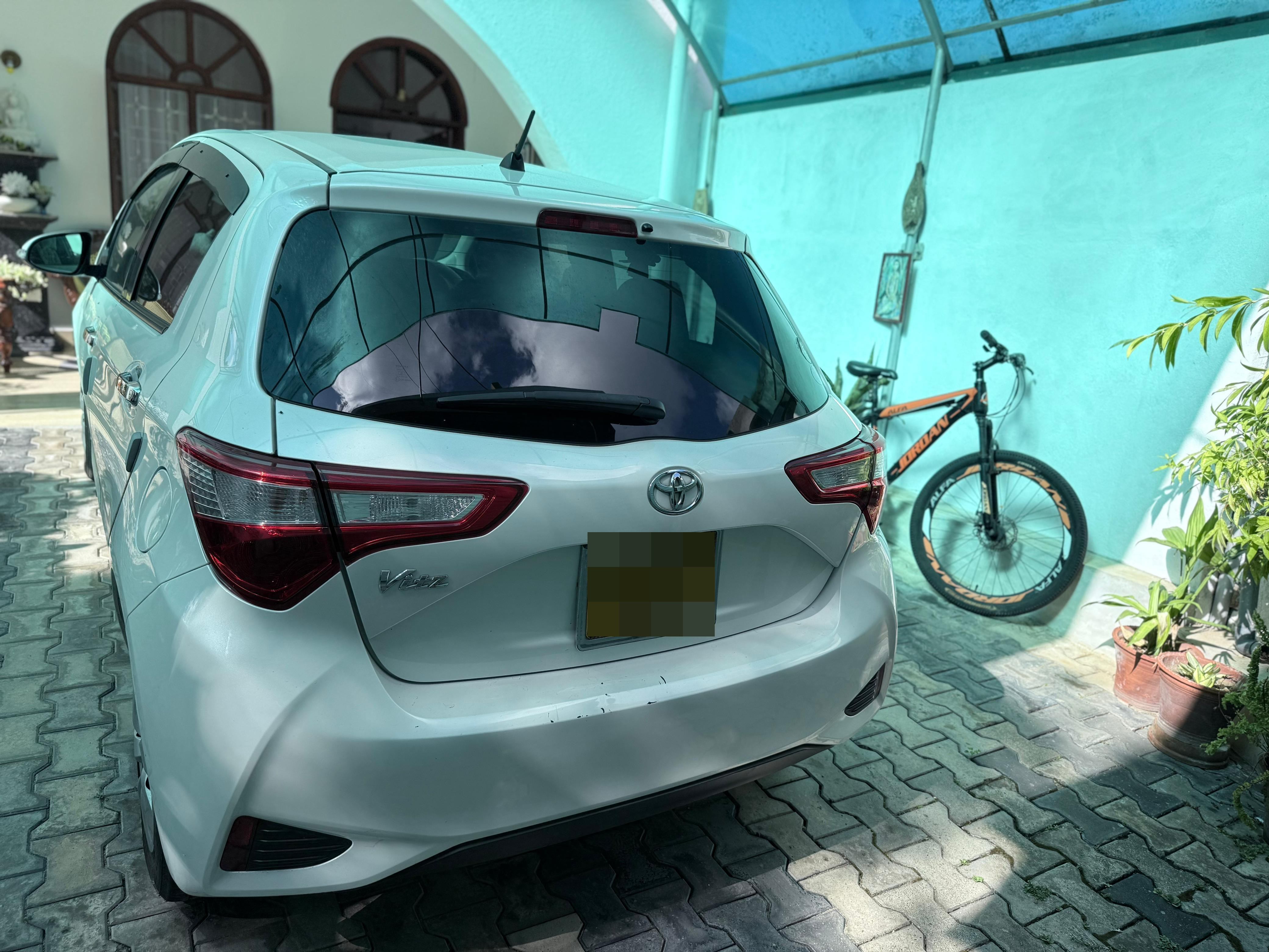 Toyota Vitz 2019 - Used Car sale in Sri Lanka - patpat.lk