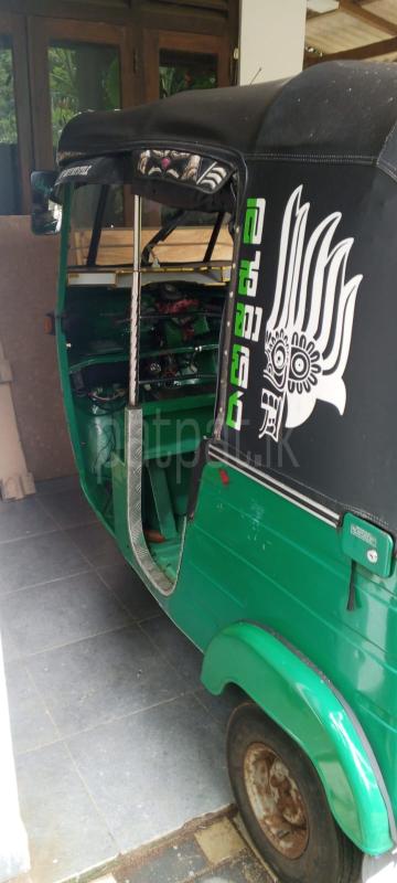 Bajaj Three Wheel 2007 - பயன்படுத்தப்பட்டது முச்சக்கர வண்டி sale in Sri Lanka - patpat.lk