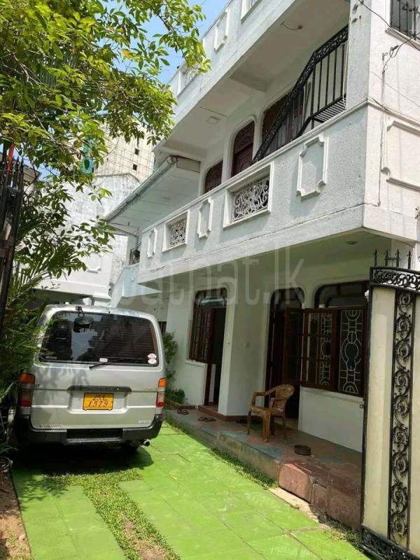 Advertisement image 6