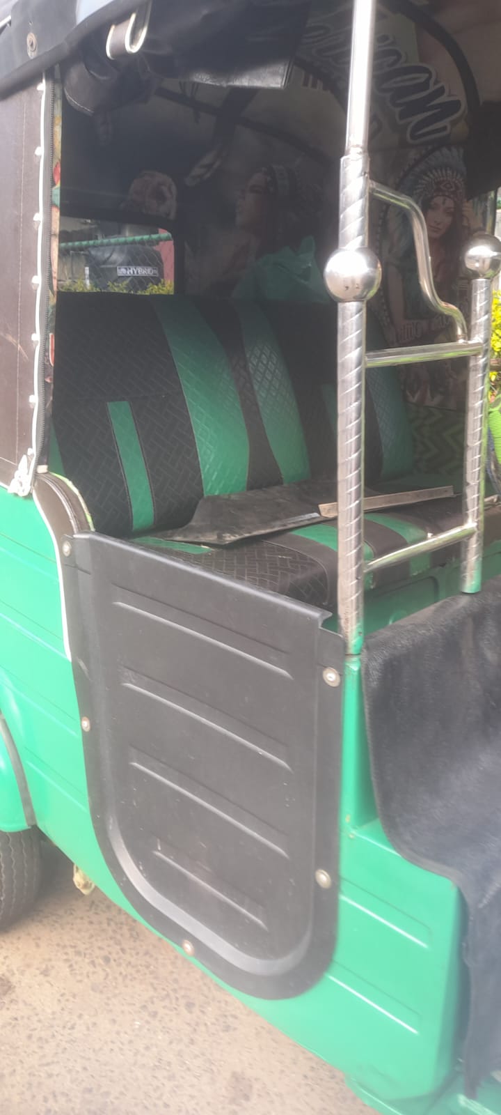 Bajaj 4 stroke 2013 - Used Three wheeler sale in Sri Lanka - patpat.lk