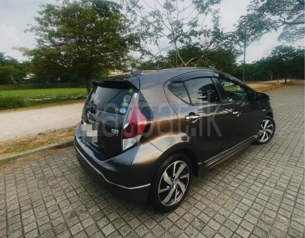 Toyota Aqua 2015 - Used Car sale in Sri Lanka - patpat.lk