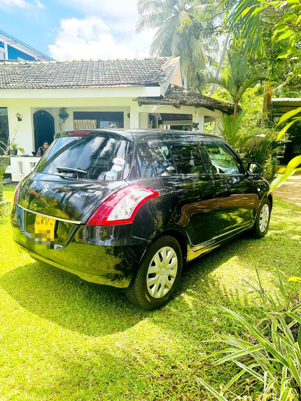 Suzuki Swift 2012 - Brand New Car sale in Sri Lanka - patpat.lk