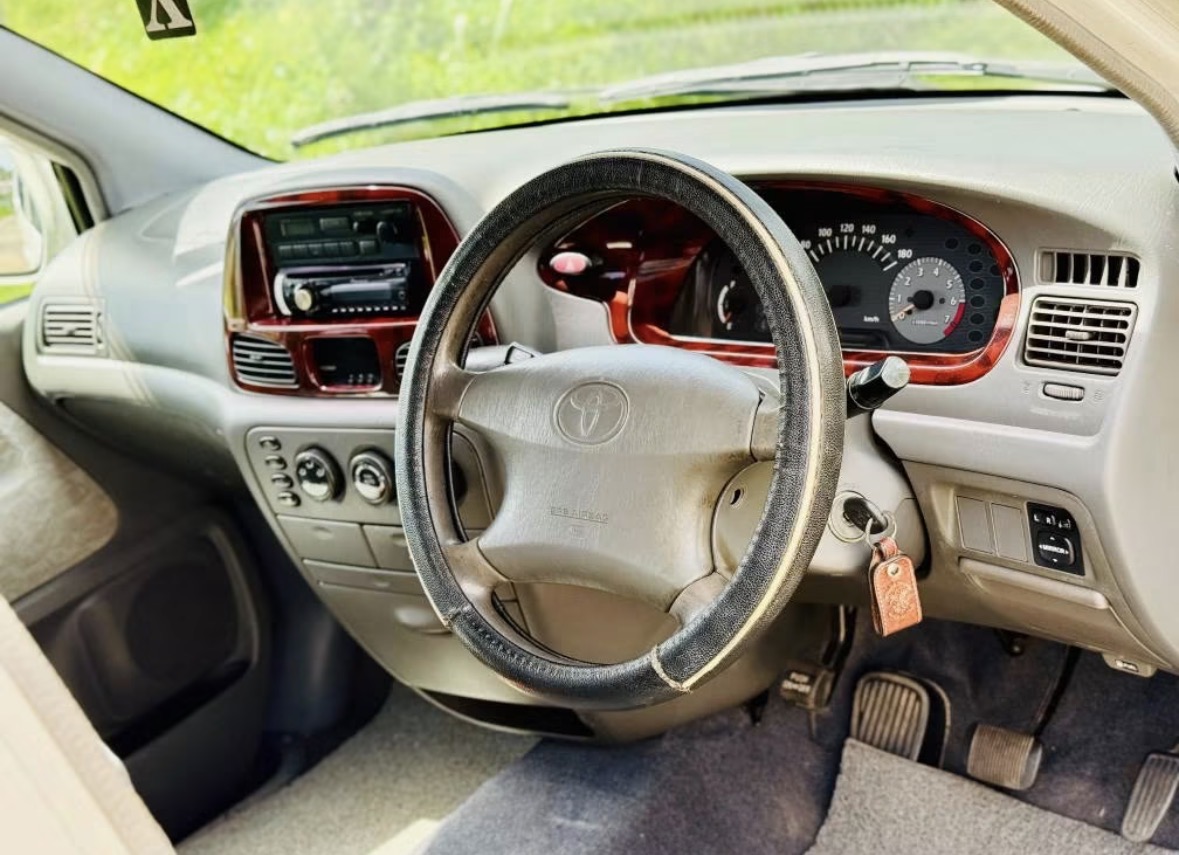 Toyota TownAce 2001 - Used Van sale in Sri Lanka - patpat.lk