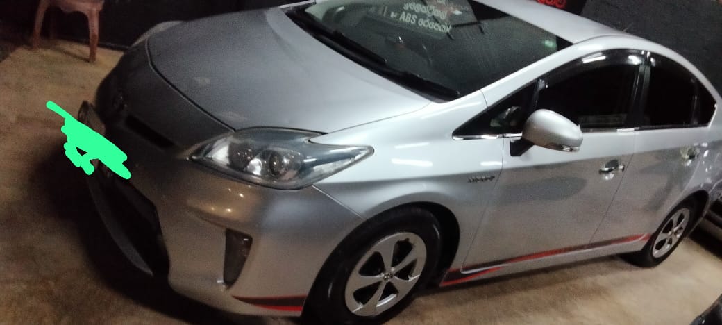 Toyota Prius 2013 - பயன்படுத்தப்பட்டது கார் sale in Sri Lanka - patpat.lk