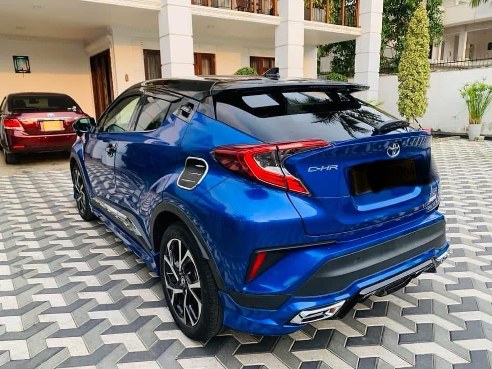 Toyota CHR 2018 - பயன்படுத்தப்பட்டது SUV sale in Sri Lanka - patpat.lk