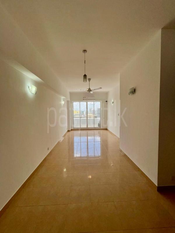 Unfurnished Apartment for Sale in Wellawatta (Colombo 06)