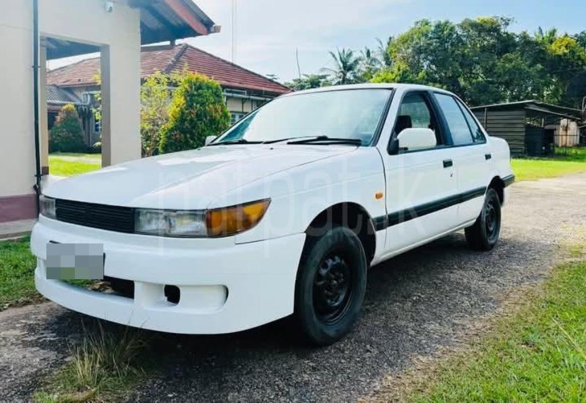 Mitsubishi Lancer 1989 - பயன்படுத்தப்பட்டது கார் sale in Sri Lanka - patpat.lk
