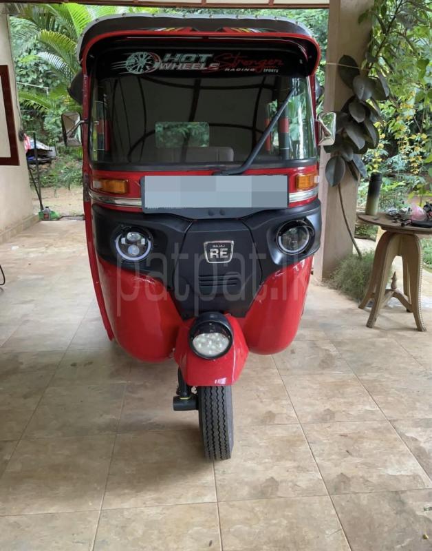Bajaj 4 stroke 2017 - பயன்படுத்தப்பட்டது முச்சக்கர வண்டி sale in Sri Lanka - patpat.lk