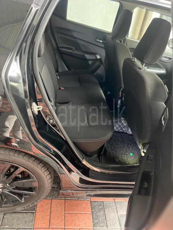 Advertisement image 4