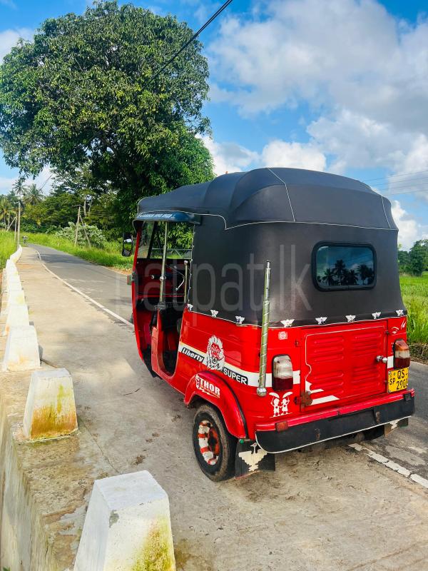 Bajaj 2 stroke 2009 - பயன்படுத்தப்பட்டது முச்சக்கர வண்டி sale in Sri Lanka - patpat.lk