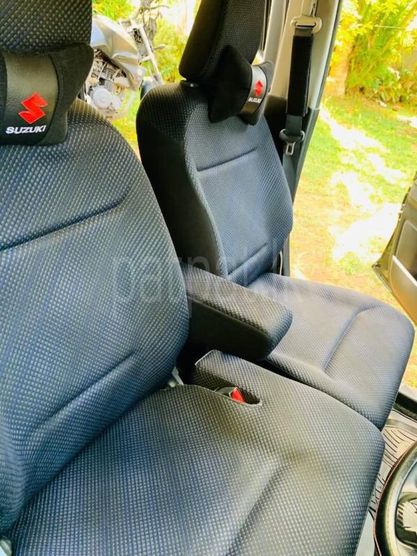 Advertisement image 6