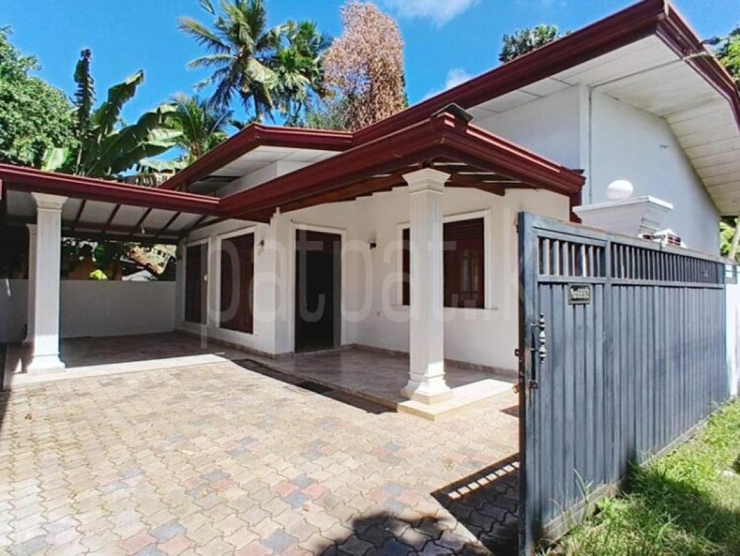 House for Sale in Ragama ads-image-1