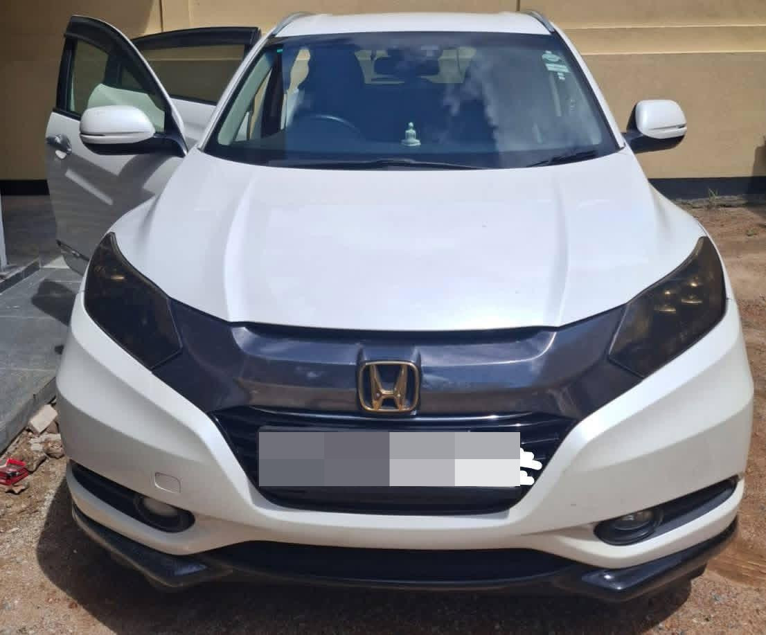 Honda Vezel 2015 - Used SUV sale in Sri Lanka - patpat.lk