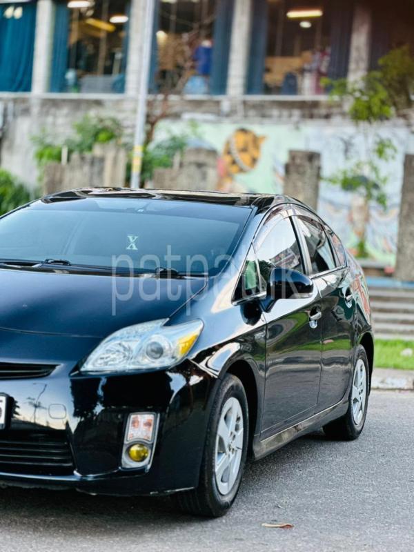 Toyota Prius 2011 - භාවිතා කරන ලද කාර් sale in Sri Lanka - patpat.lk
