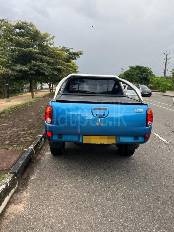 Advertisement image 6