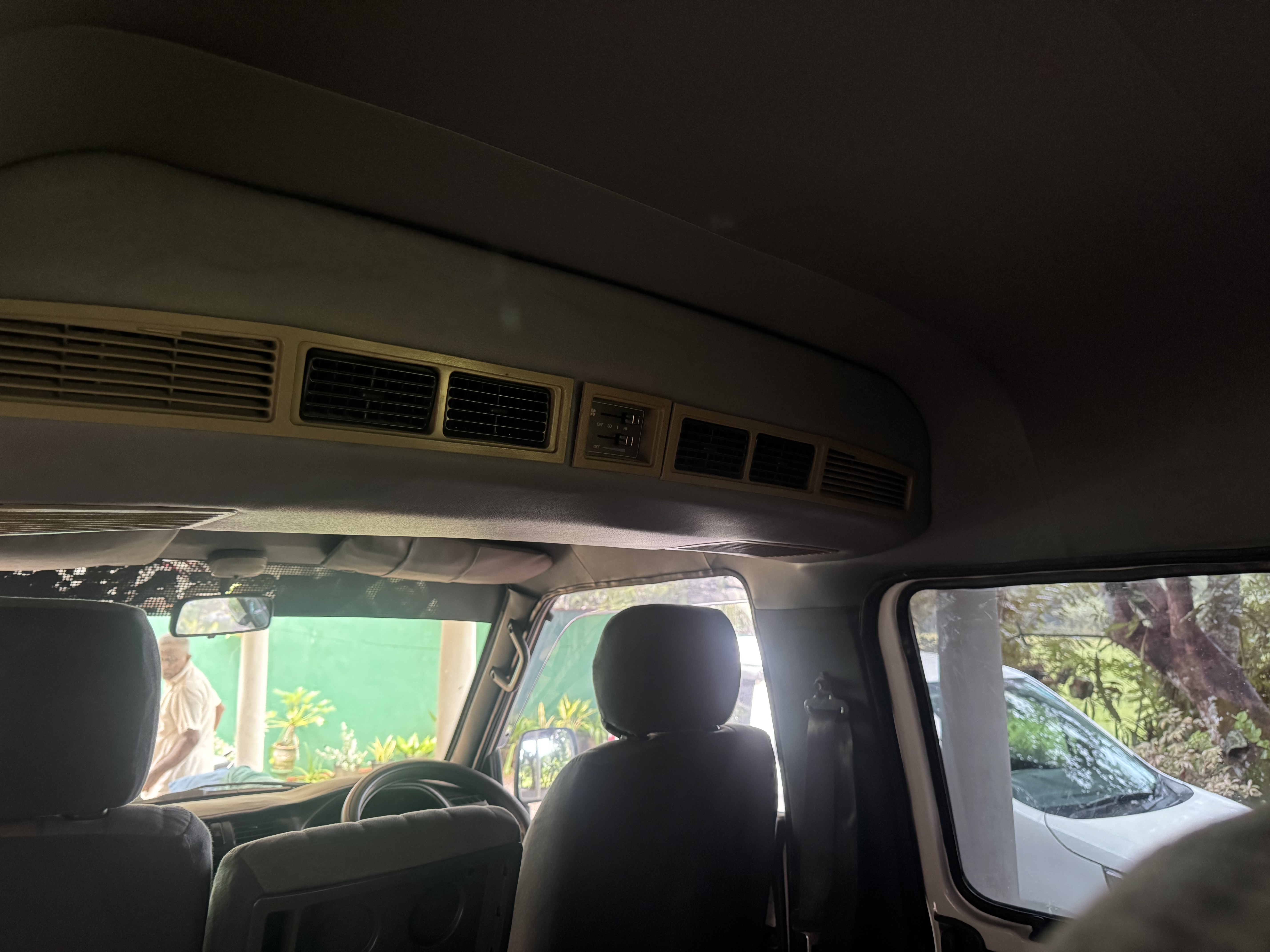 Nissan Vanette 2000 - பயன்படுத்தப்பட்டது வேன் sale in Sri Lanka - patpat.lk