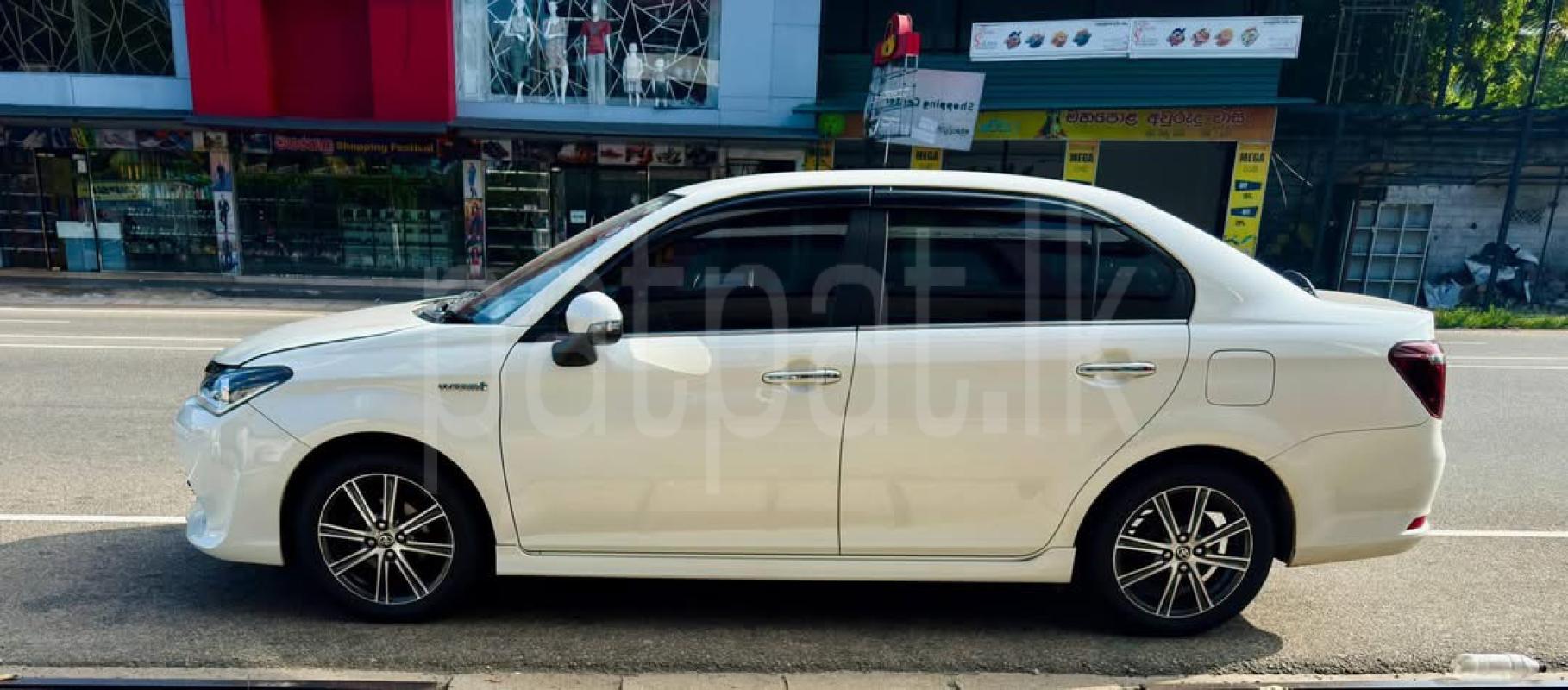 Toyota Axio 2017 - Used Car sale in Sri Lanka - patpat.lk
