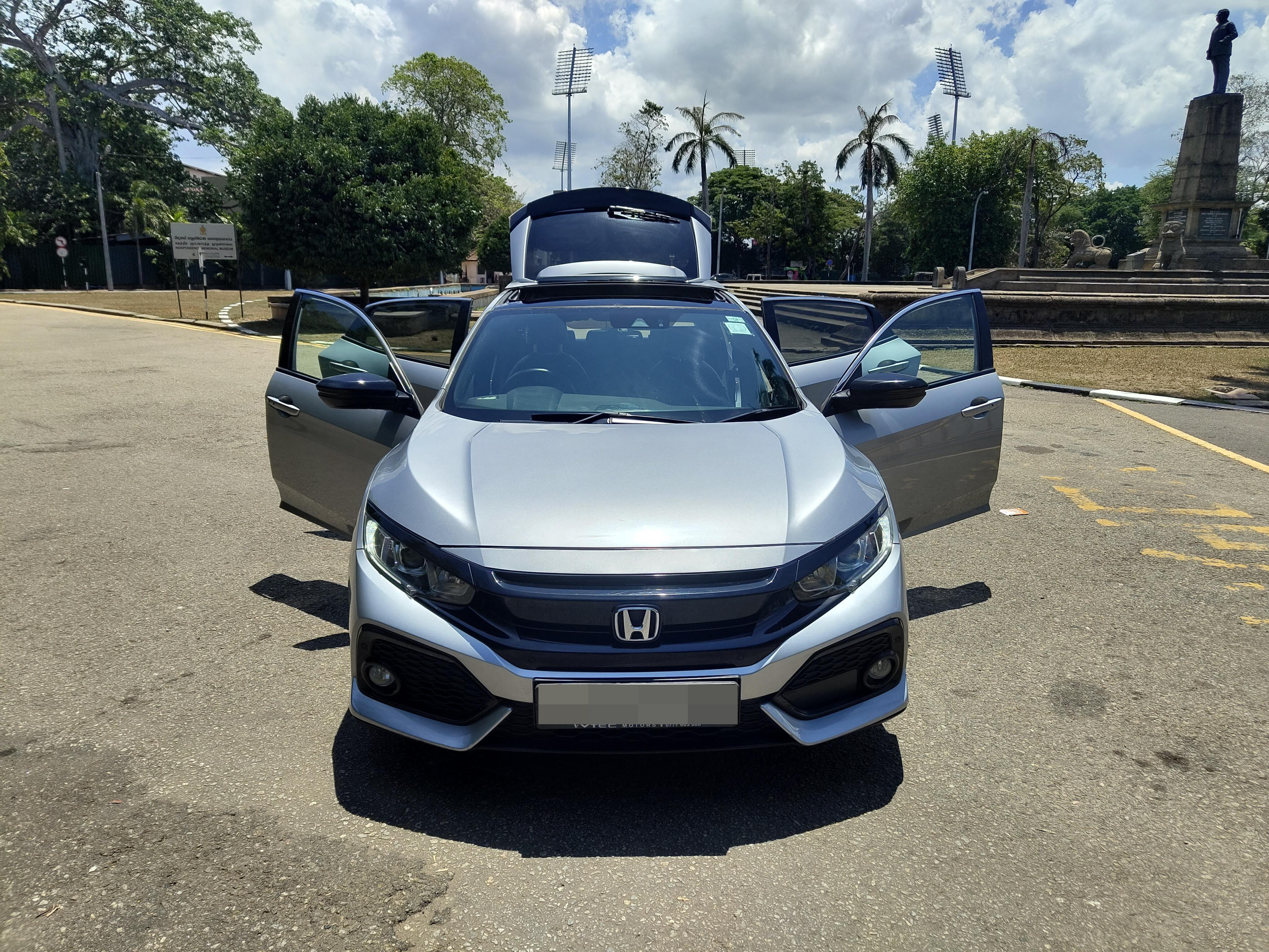 Honda Civic 2018 - Used Car sale in Sri Lanka - patpat.lk