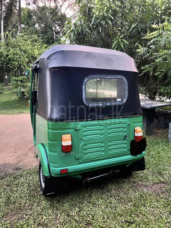 Bajaj Three Wheel 2011 - பயன்படுத்தப்பட்டது முச்சக்கர வண்டி sale in Sri Lanka - patpat.lk