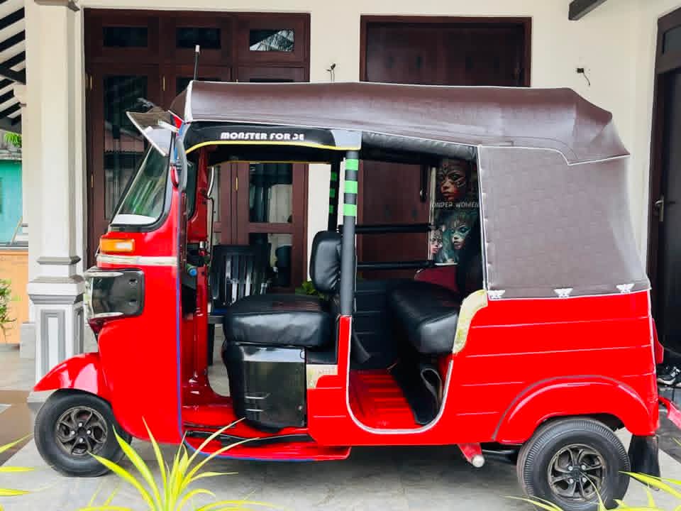 Bajaj Three Wheel 2013 - Used Three wheeler sale in Sri Lanka - patpat.lk