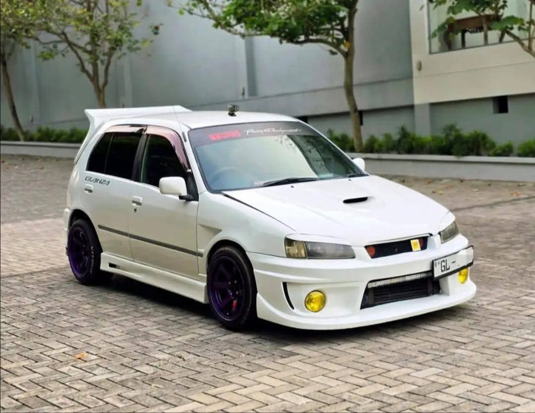 Toyota Starlet 1998 - பயன்படுத்தப்பட்டது கார் sale in Sri Lanka - patpat.lk
