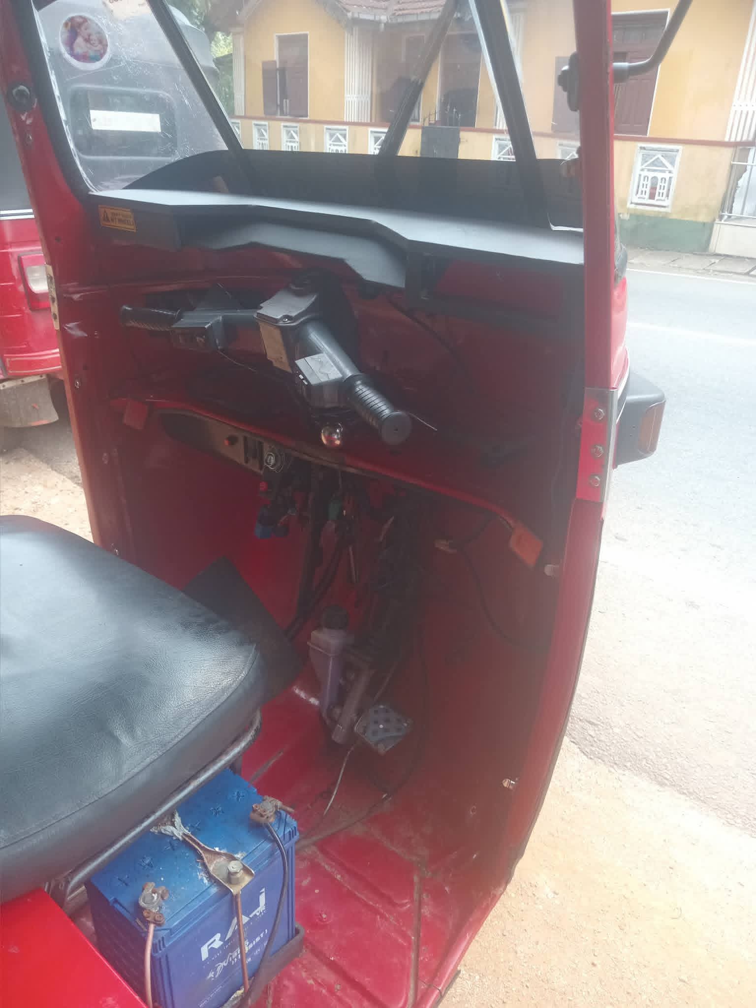 Bajaj Three Wheel 2008 - பயன்படுத்தப்பட்டது முச்சக்கர வண்டி sale in Sri Lanka - patpat.lk