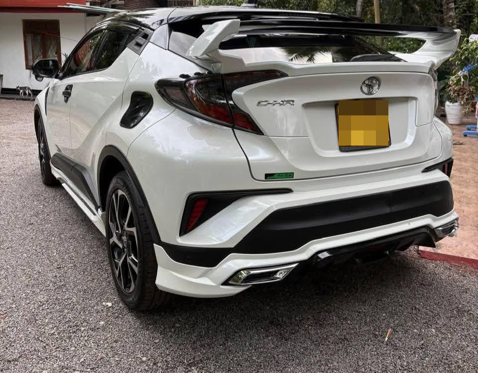 Toyota CHR 2018 - பயன்படுத்தப்பட்டது SUV sale in Sri Lanka - patpat.lk