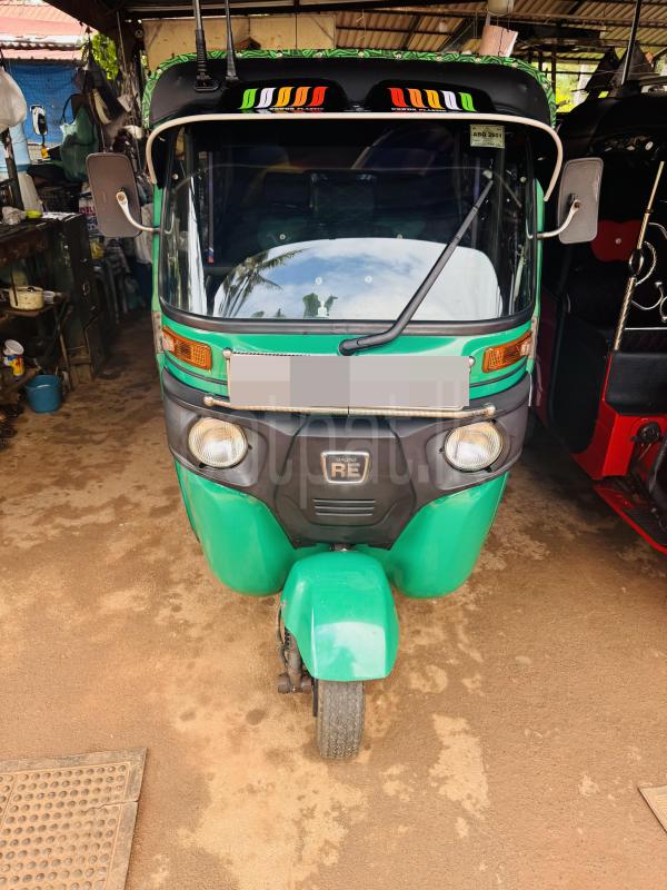 Bajaj Three Wheel 2019 - பயன்படுத்தப்பட்டது முச்சக்கர வண்டி sale in Sri Lanka - patpat.lk