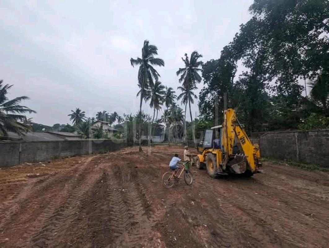 Commercial Land for Sale in Malabe