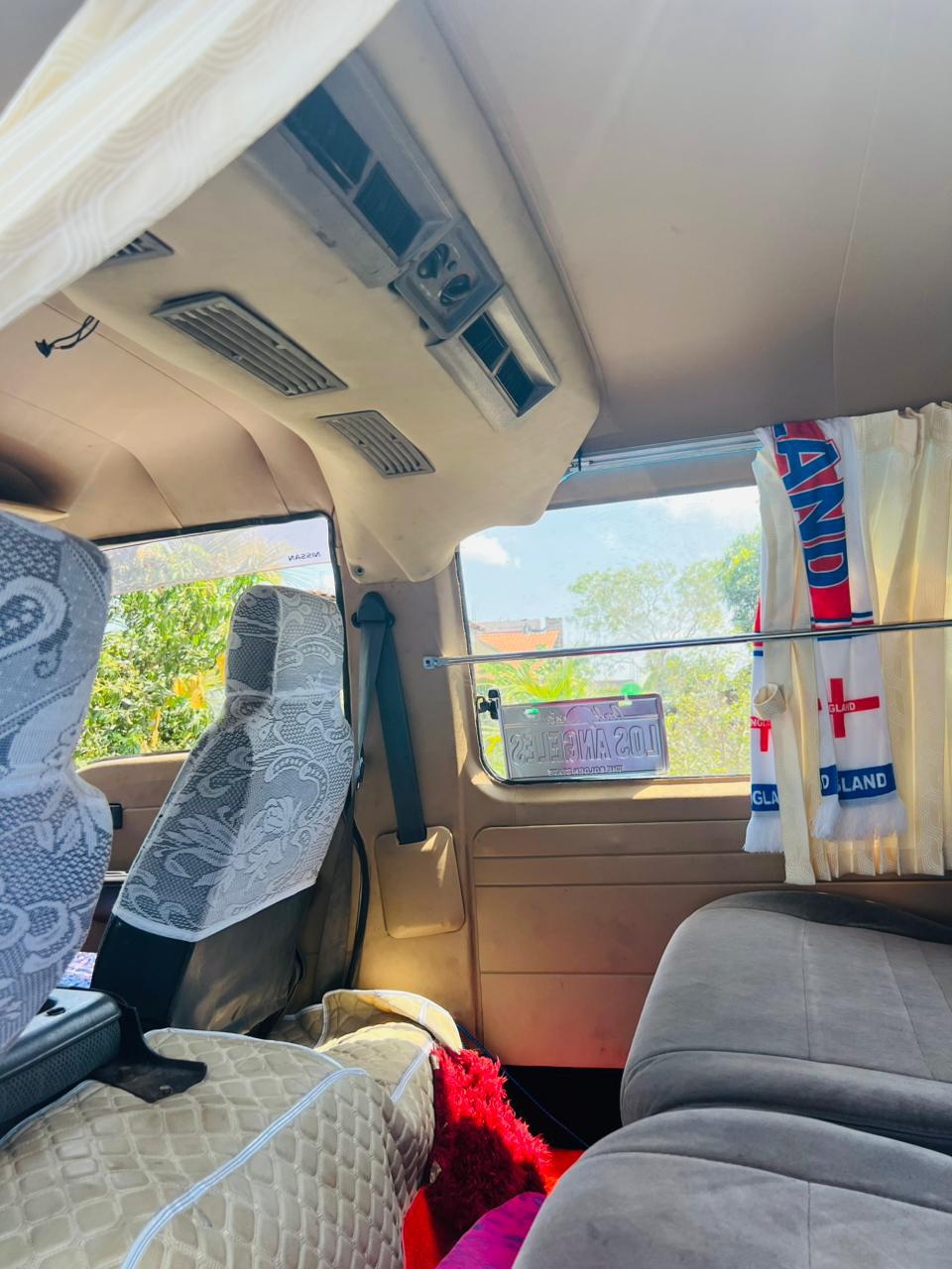 Nissan Caravan 1995 - භාවිතා කරන ලද වෑන් රථය sale in Sri Lanka - patpat.lk