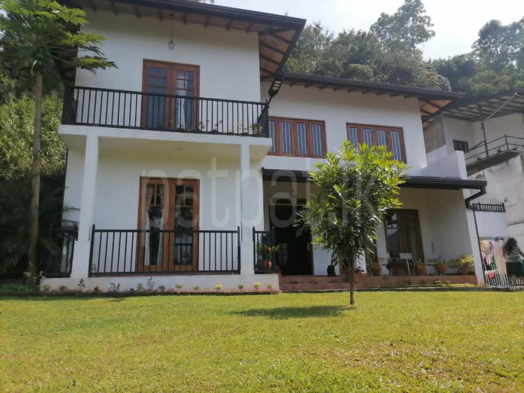 House for Sale in Aniwatta